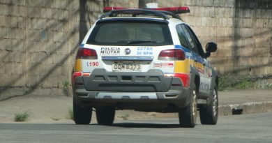 Jovem é agredida com golpes de pedra ao flagrar homem tentando furtar sua moto