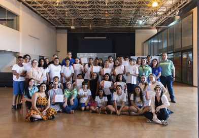 Frutal, interior de Minas Gerais, recebe exposição fotográfica criada por jovens estudantes do projeto Retratos da Terra