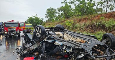 BOMBEIROS: Colisão entre carreta e veículo de passeio deixa vítima fatal na divisa de Joaquim Felício e Buenópolis